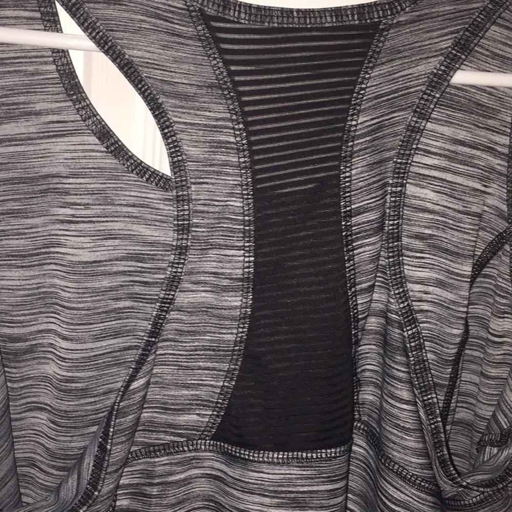 Ladies marbled workout tank - Picture 3 of 3